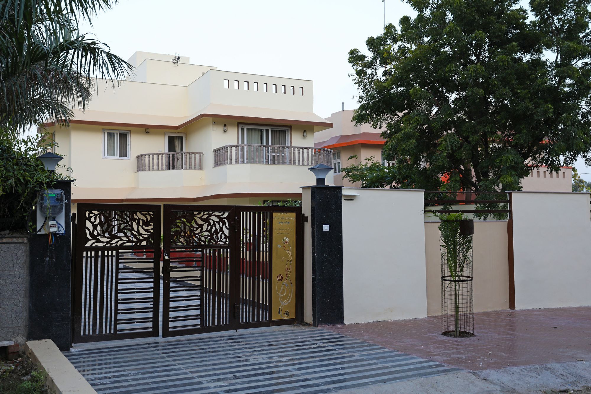 Oyo 9428 Hill View Room Goverdhan Vilas Udaipur Exterior photo